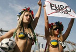 Активистки FEMEN провели очередную акцию против Евро-2012